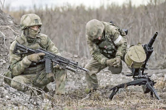 Наша разведка всегда начеку