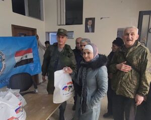 Российские военнослужащие доставили продовольствие жителям трёх провинций САР