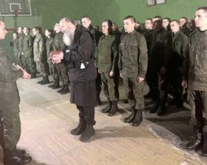 С Божией помощью.