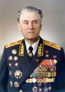 Он не думал стать и генералом, а стал маршалом
