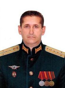 Гвардии капитан Андрей Мельниченко.