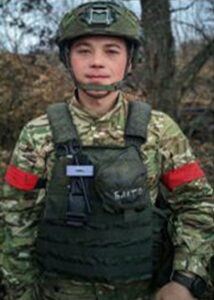 Гвардии рядовой Сергей Карапузов.