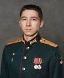 Старший лейтенант Джабраил НАСЫРОВ.