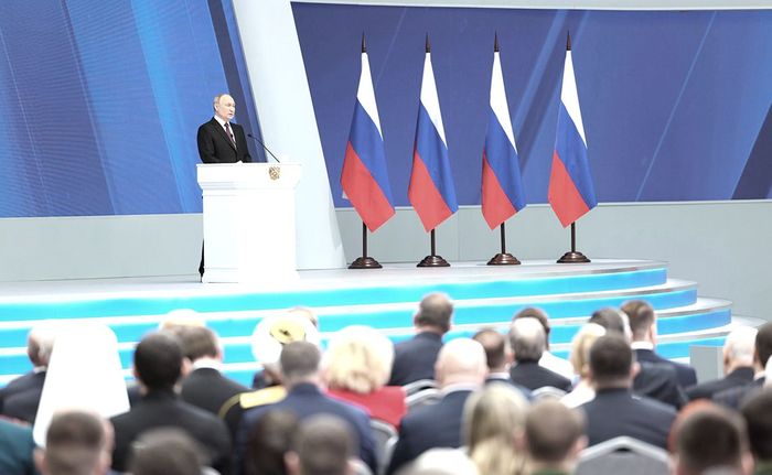 Укрепление суверенитета России идёт по всем направлениям, и прежде всего на фронте