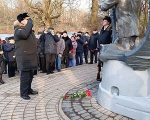 Атака века.