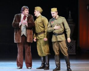Приморский «Оскар» – у армейского театра.