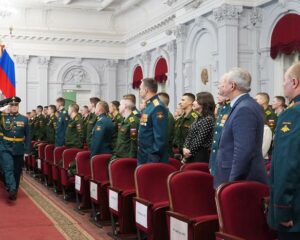 Заслуженные награды в канун праздника.