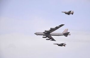 США Авиационное учение в Тихом океане.