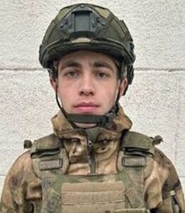 Рядовой Ростислав АГНАЕВ.