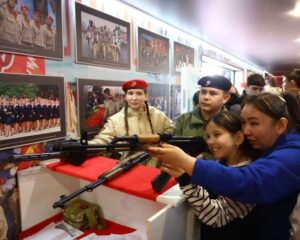 «Сила в правде» в Астрахани: посетителям несть числа!