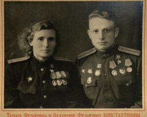 Лётчик-инструктор – медсестра – шофёр – бомбёр – штурмовик