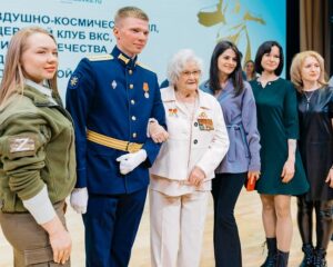 «Женщина-приZвание»