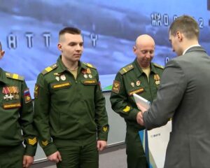 Сильны наши воины духом народным.