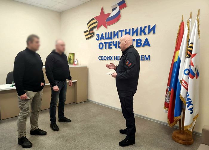 Не спрашивая, есть ли земляки