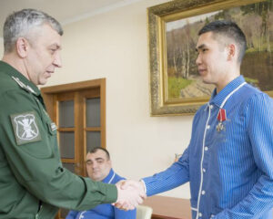 Им мужества и стойкости не занимать