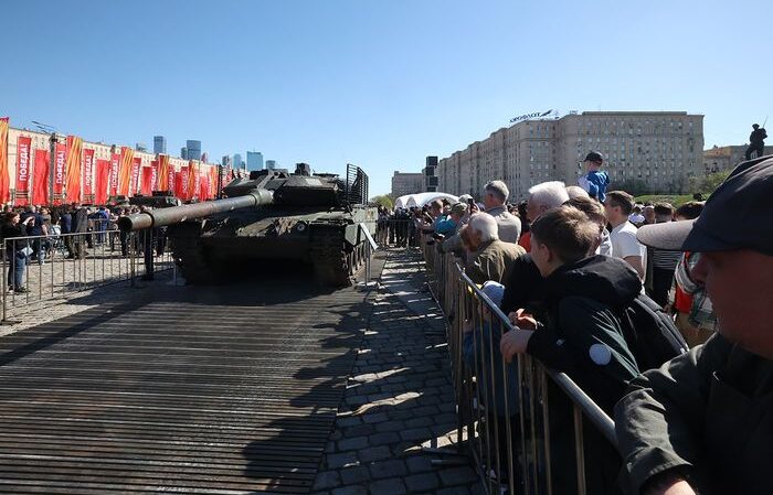 История повторяется: 80 лет спустя