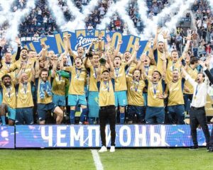 Шестой год подряд.