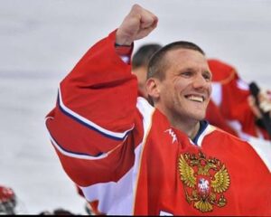 Воодушевляя преданностью спорту.