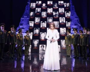 «Каждый третий».