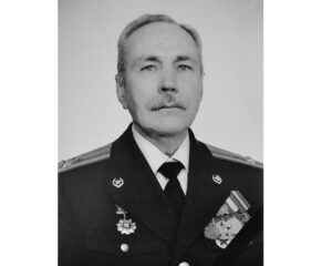 ОВСЯННИКОВ Виктор Алексеевич.