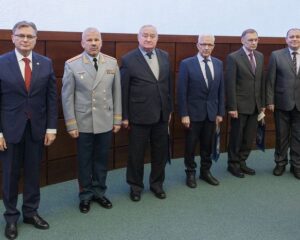В интересах совершенствования боевого применения ракетно-космической техники.