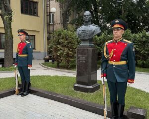 Полководец армейского тыла.
