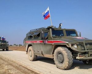 Российская военная полиция патрулирует северные районы Сирии.