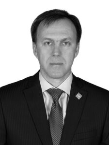 МУЗЫКА Евгений Павлович