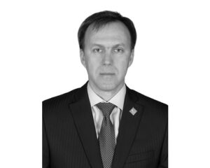 МУЗЫКА Евгений Павлович