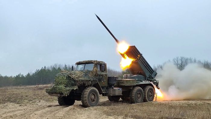 Противник постепенно сдаёт позиции