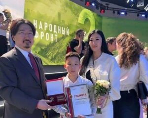 Калмыкия от мала до велика шлёт помощь каждому бойцу.