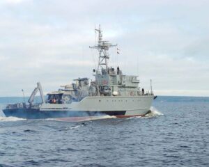 Оценку ставит море.