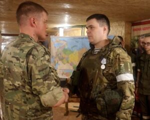 Непреходящий подвиг ваш вечен для нас.