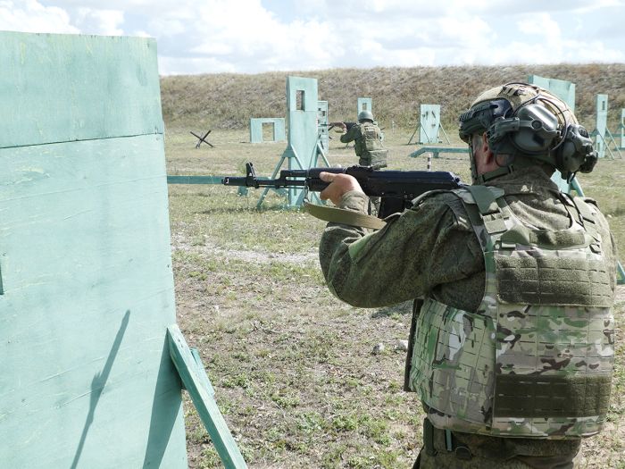 В бою нужно действовать осмысленно