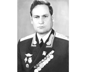 КОМЛЕВ Олег Сидорович.