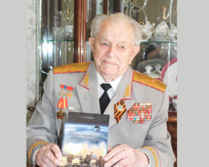 Лучшие годы посвятил Отечеству.