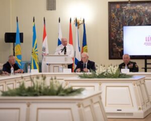 Врагу заслон поставлен прочный…
