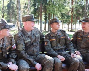 Раскрыть возможности каждого.