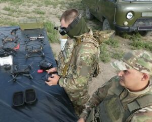 Под чутким руководством «Моторчика».