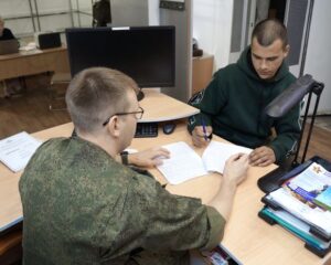 Родина-мать зовёт – не подведём её