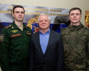 Отцы и деды – путеводные звёзды стратегов.