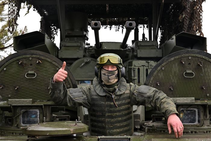 Бьются так, как воевали деды