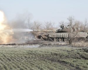 Танкисты всегда поддержат штурмовиков.