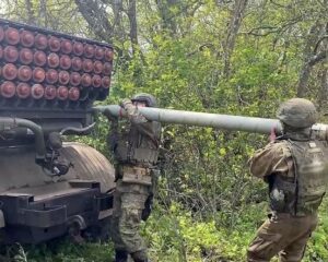 Они подбирали ключи к Угледару.