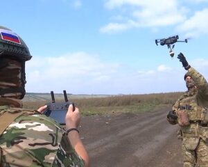 Действуем по обстоятельствам.