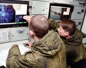 Чтобы крепче был строй да выше дух боевой.