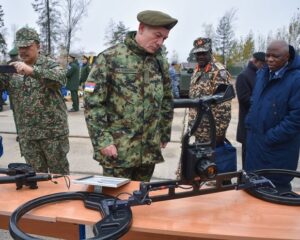 Здесь учат побеждать.