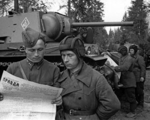 79-я танковая: Мы мужали в боях за Родину.