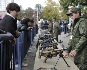Выставка трофеев впечатляет.