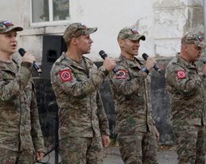 Без «фанеры» и с душой.